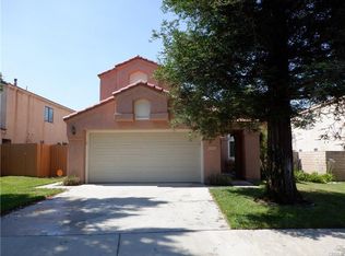 1128 Via Ravenna St, Redlands, CA 92374