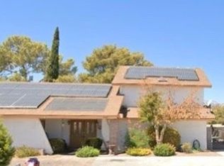 2909 N Michael Way, Las Vegas, NV 89108