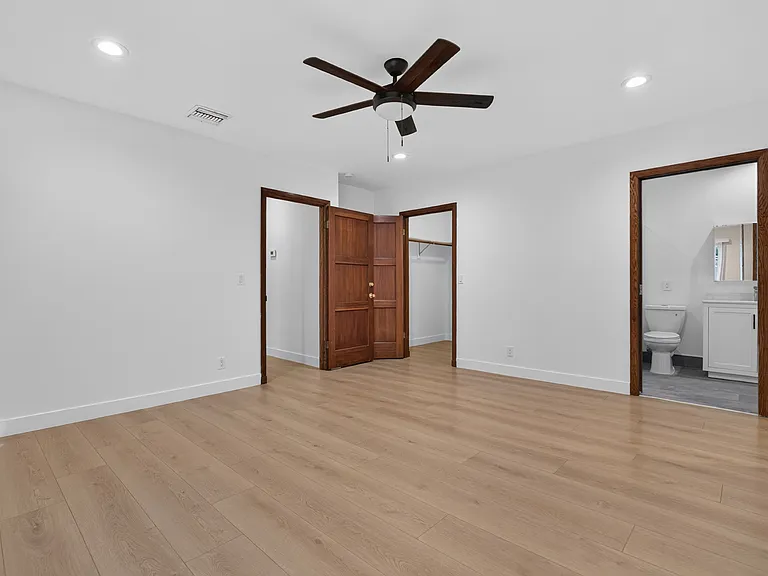 1811 N Avon St — Photo 16