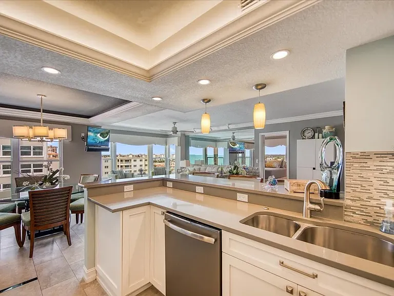 17400 Gulf Blvd #J9 — Photo 26