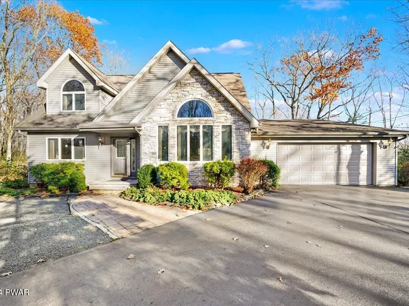147 Goldrush Dr, Lords Valley, PA 18428