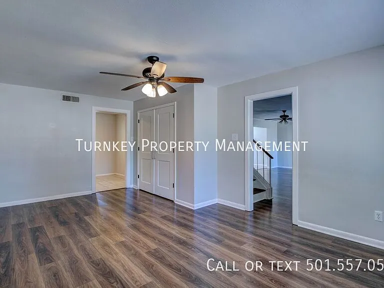 7 Fairbrook Dr — Photo 10