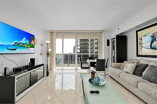 1830 S Ocean Dr Photo 1