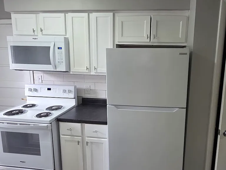 7745 Main St #3 — Photo 6