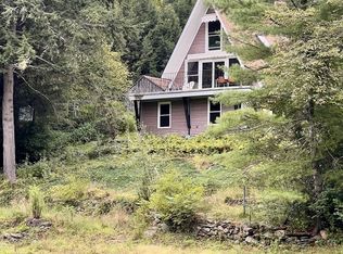 296 River Rd, Leyden, MA 01337