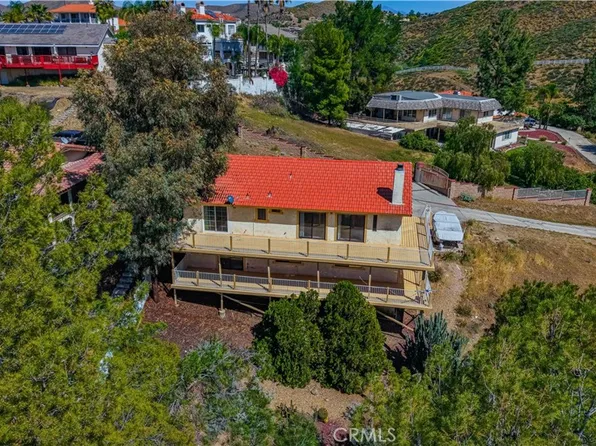 29360 Vacation Dr, Canyon Lake, CA 92587