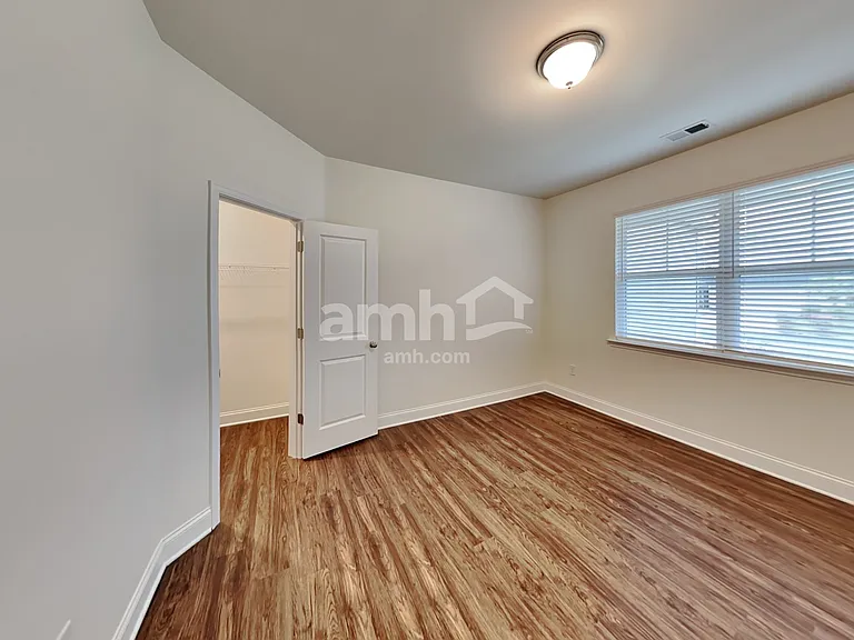 5215 Smithbriar Dr — Photo 12