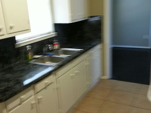 2nd image of 5712 Glenhurst Dr