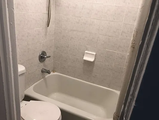 Rented by Metro Prop NY Corp | media 2