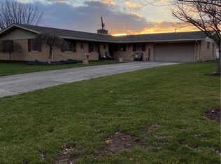254 Hickory Dr, Greenville, OH 45331