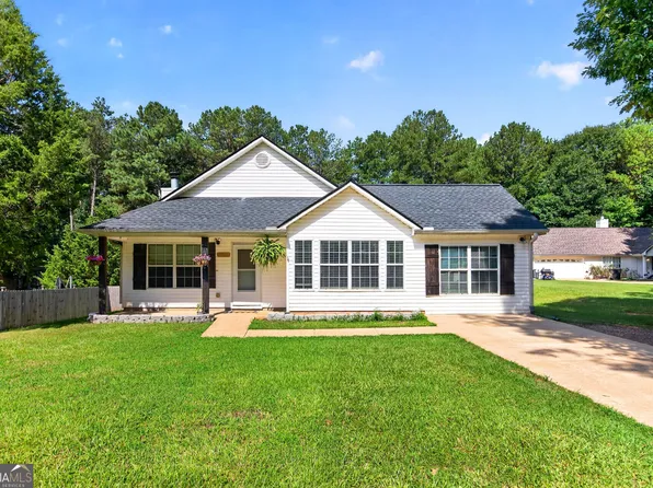 109 Jenny Rd, Grantville, GA 30220