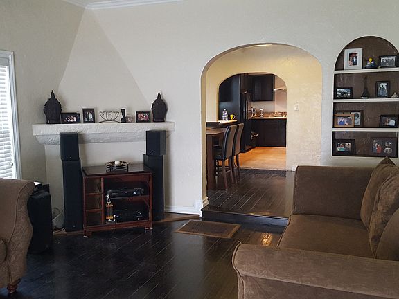 5th image of 8954 S Hobart Blvd