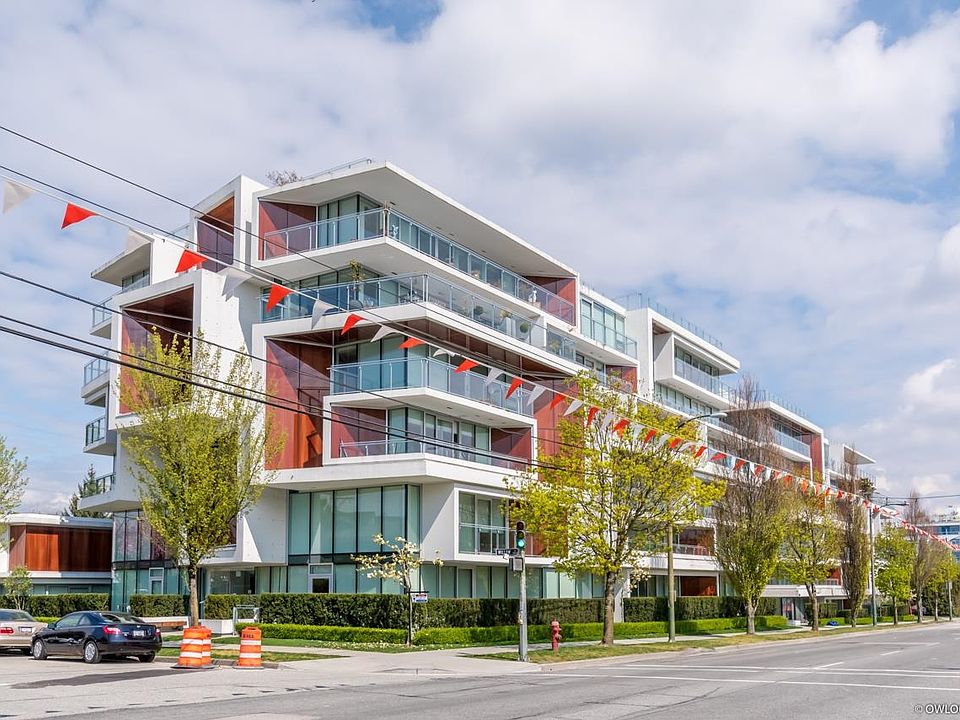 1st image of 5688 Willow St #203