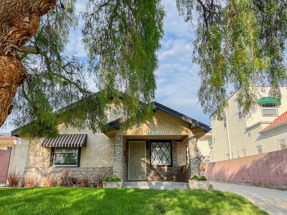 1414 Amapola Ave