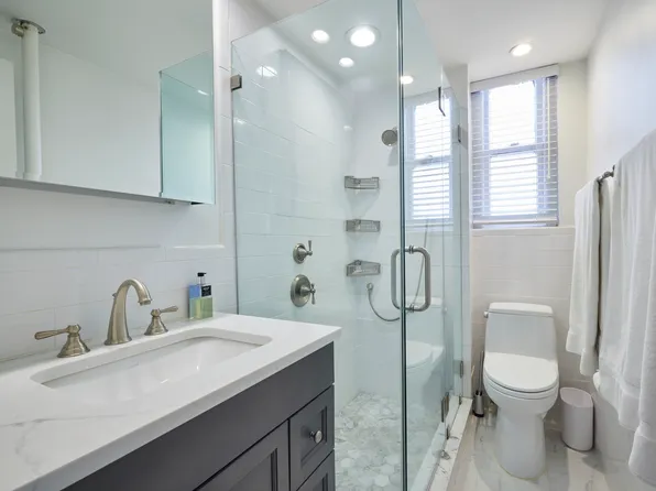 135 East 74th Street 10C image 5 of 5