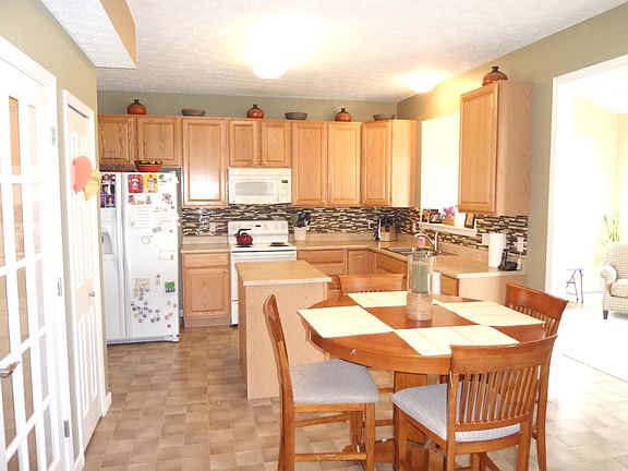 3rd image of 4787 Riverrock Way