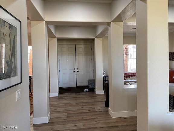 3rd image of 10273 Riva De Destino Ave