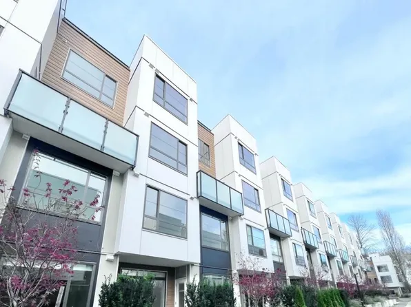 6338 King George Blvd #308, Surrey, BC V3X 0L5