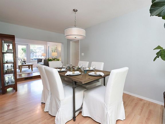 3rd image of 1450 Mills Ct