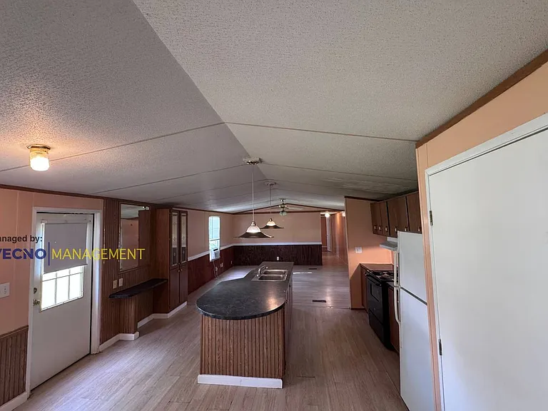 9831 Texas Point #106-18 — Photo 4