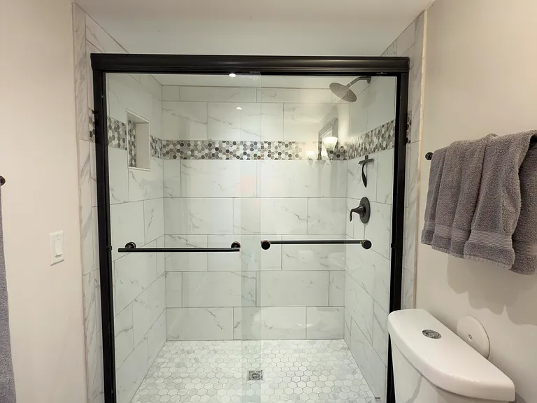 Upstairs Bathroom #2