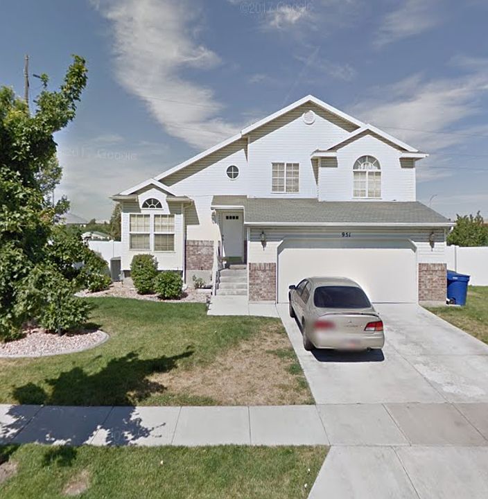 1st image of 951 N Sir Joseph Way