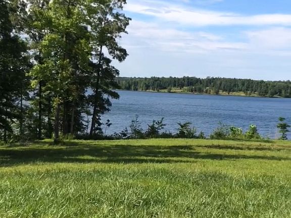 Partial view to the left