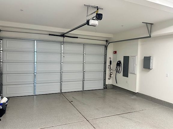 2nd image of 10761 Graphite St