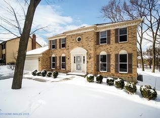 853 Tam O Shanter Cir, Bolingbrook, IL 60440