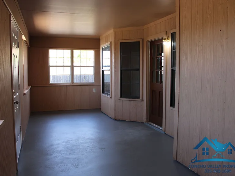 1706 Kansas Ave — Photo 18