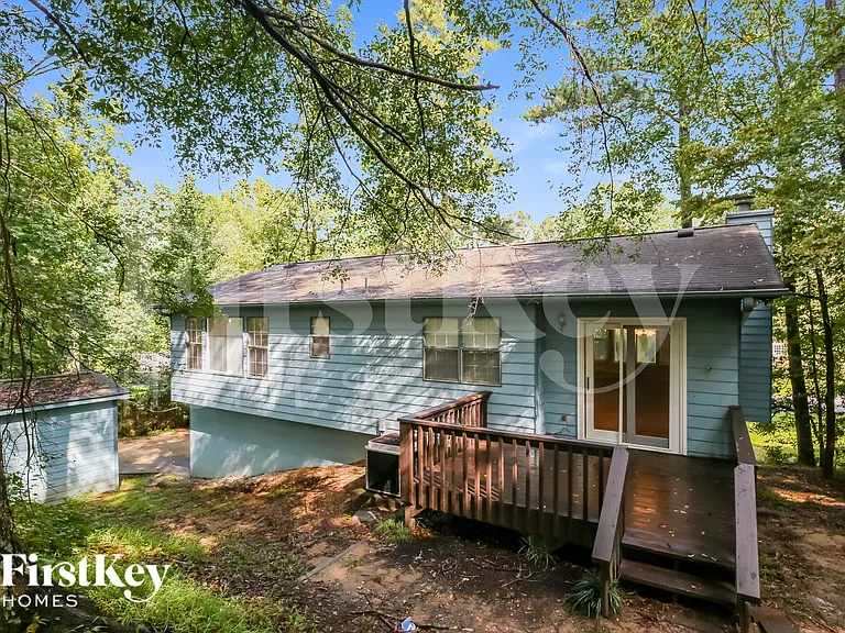 1121 Danube Trl — Photo 18