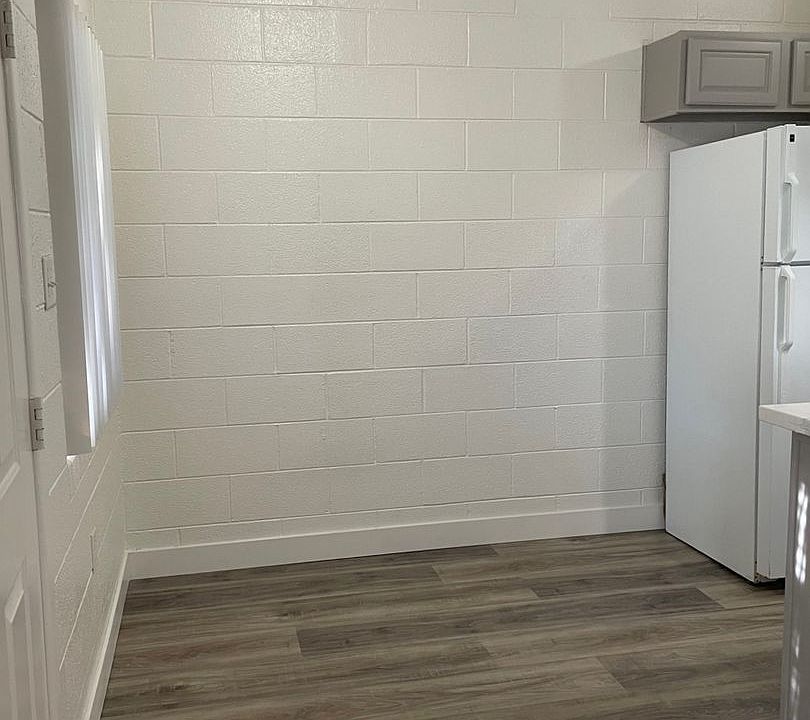 1st image of 2109 N Daley St #C