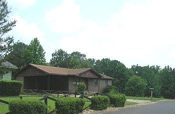 1st image of 511 Stadium Dr