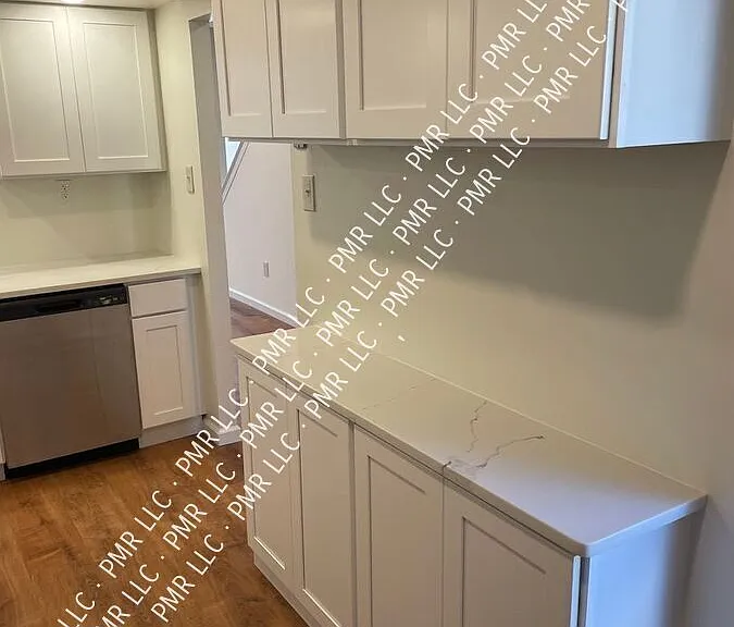 17 Log Pond Dr #1 — Photo 7