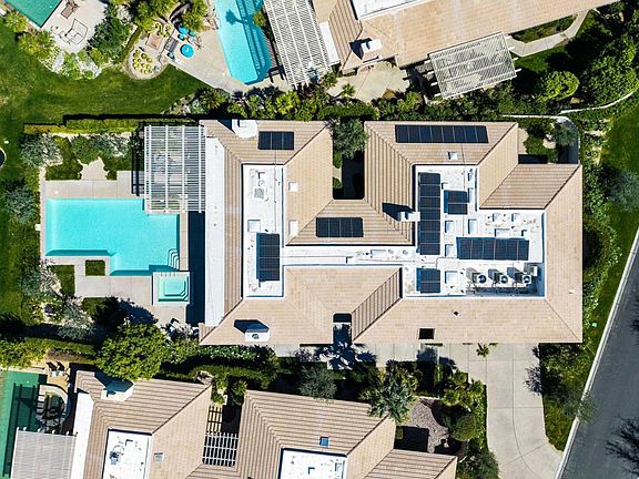 5th image of 44 Fincher Way