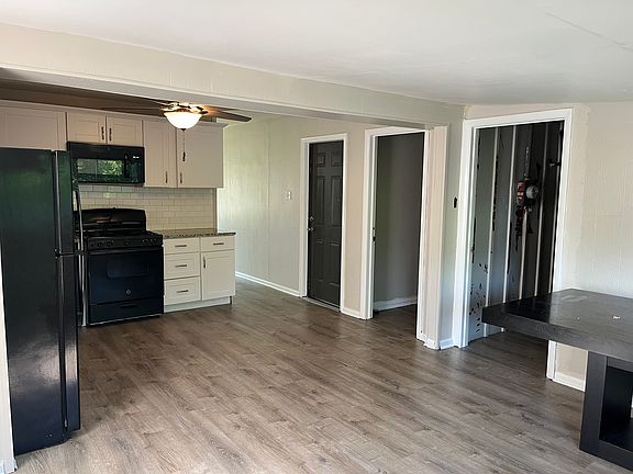 3rd image of 1416 E 33rd Ave