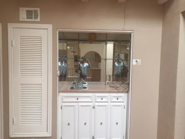 712 Meadowlark Dr, El Paso, TX 79922