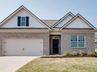 45 Witherspoon Dr, Oakland, TN 38060