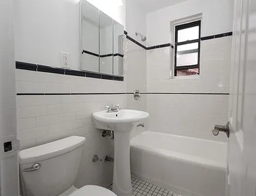 Rented by SW Queens Mezzanine | media 2