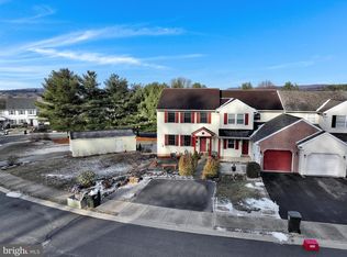 56 Highland Ct, Reinholds, PA