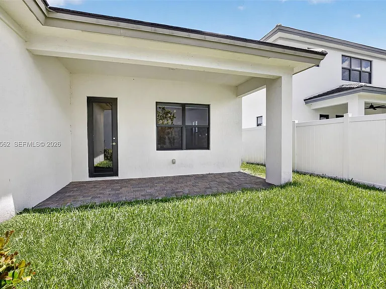 4574 SW 173rd Ave — Photo 37