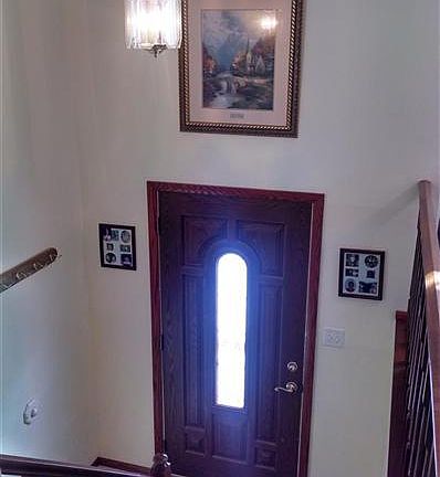 5th image of 7657 Pegotty Dr NE