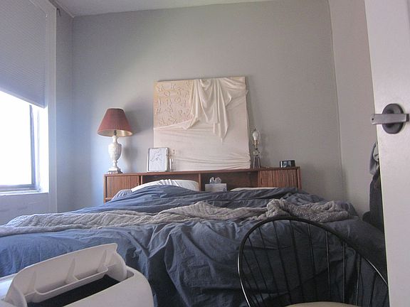 5th image of 232 Meserole St APT 25
