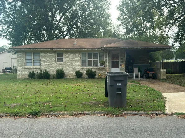 804 Brookhart Dr, Searcy, AR 72143