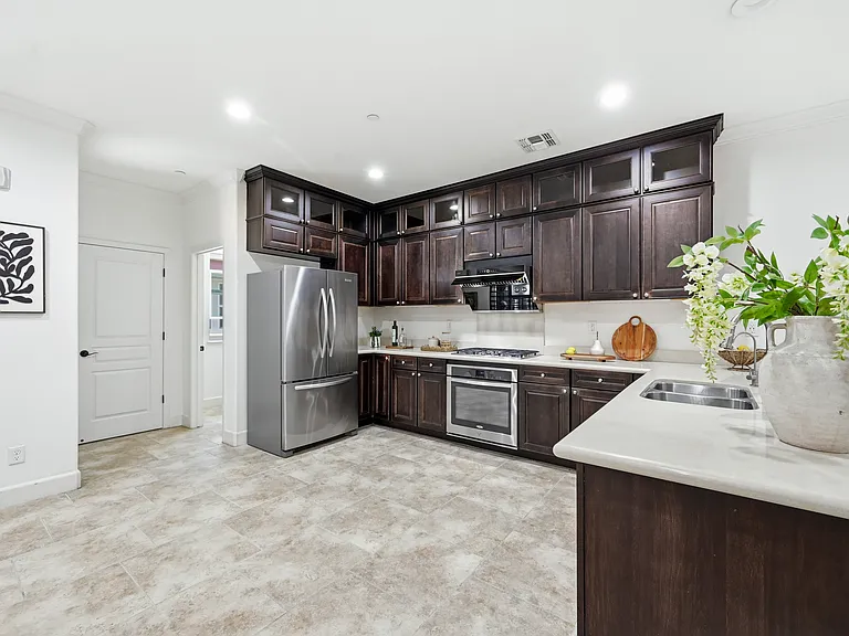 1321 Lee Pl — Photo 17