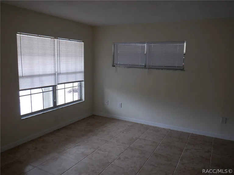 923 E Turner Camp Rd — Photo 12