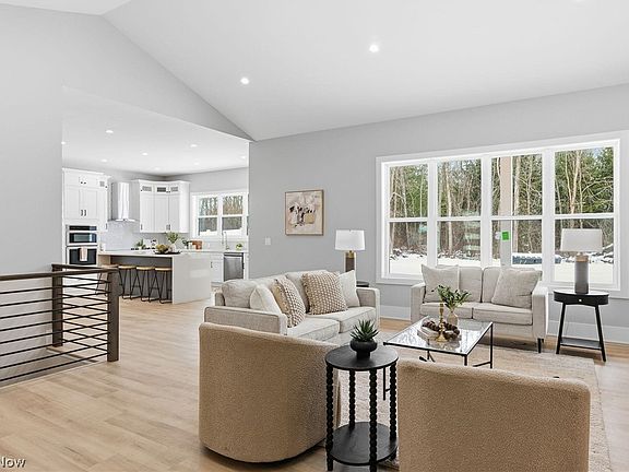 2nd image of 2069 Mattingly Rd