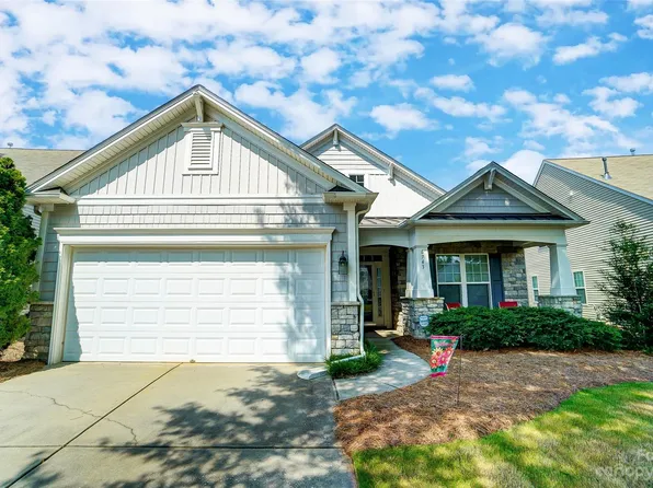 6743 Fieldstone Manor Dr, Matthews, NC 28105