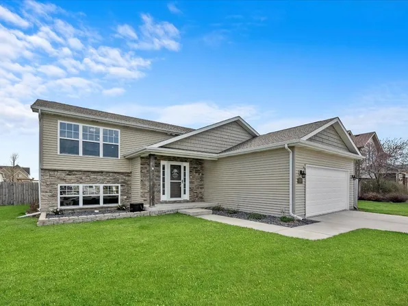 751 Longwood Dr, Lowell, IN 46356