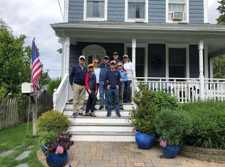 154 6th St, Greenport, NY 11944